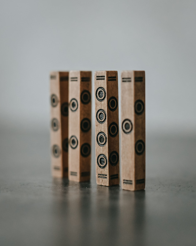 Historické paličkové kocky – Bukové drevo (Štvorstenné)