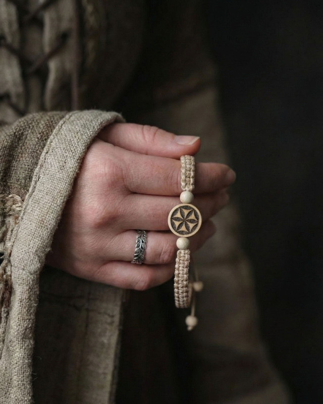 Perúnov kvet – ručne viazaný(18-24 cm)